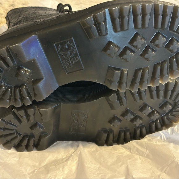 Dr Martens Wednesday Addams Jadon Boot  Womens Size 6 - Picture 7 of 11